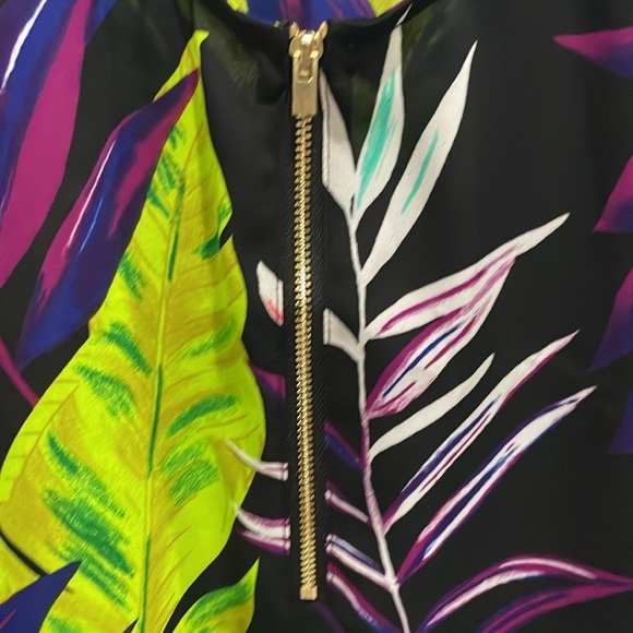 Sheer, multicolored botanical blouse from JC Penney - Picture 3 of 3